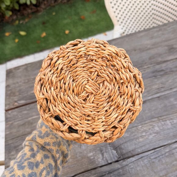 Large Woven Wicker Basket Base Hurricane Candle Holder Vase Natural Decor - Picture 6 of 6